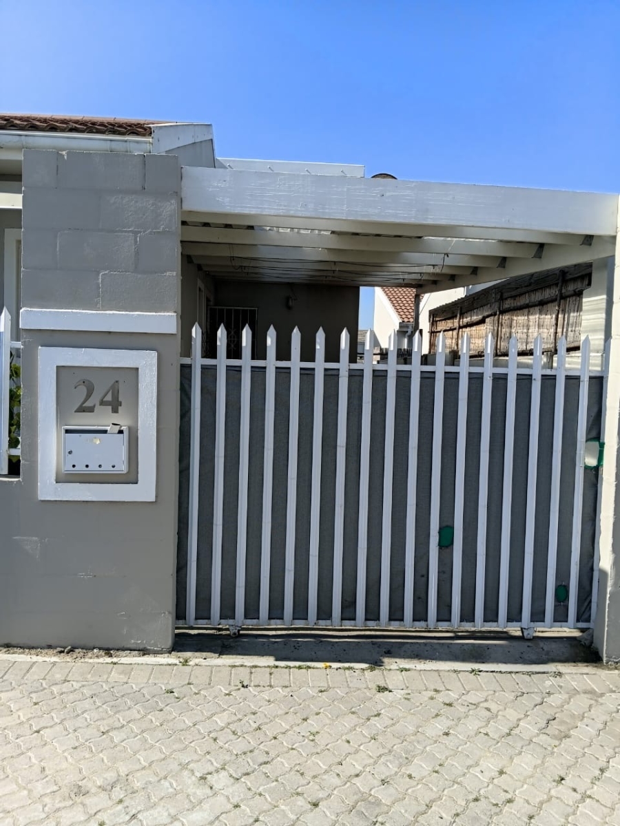 2 Bedroom Property for Sale in Rivergate Western Cape